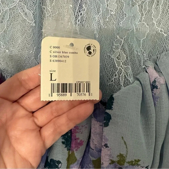 Free People Daphne Blouse Silver Blue Combo Size LG NWT - Picture 9 of 14